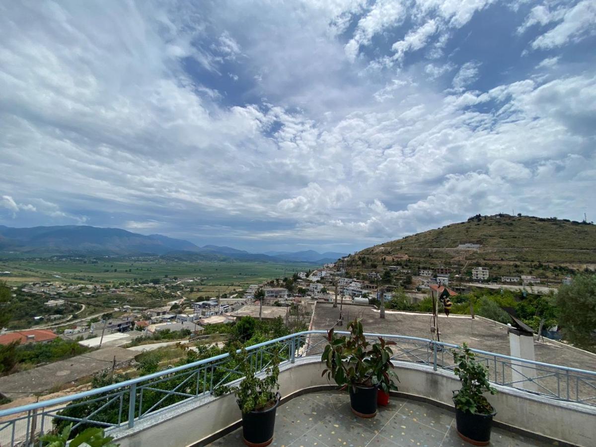 Vila Rafael Sarandë Esterno foto