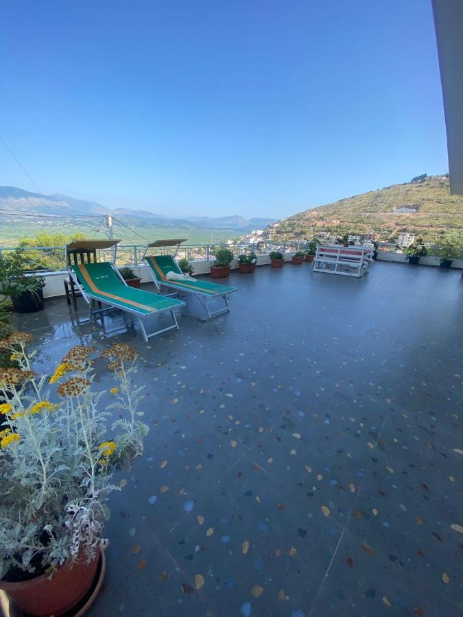 Vila Rafael Sarandë Esterno foto